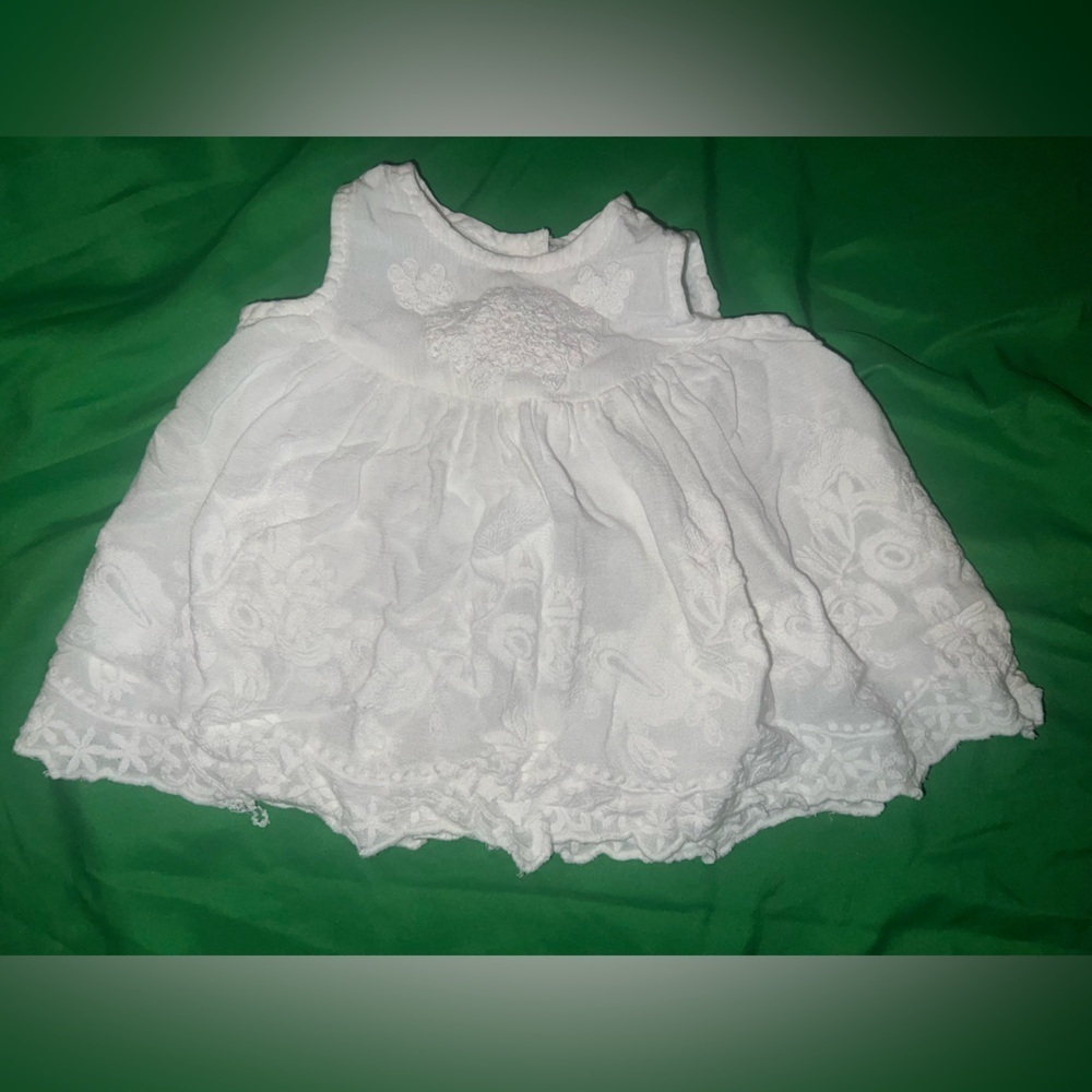 Colloky Elegant White Kids Formal Dress size 3-6 Months